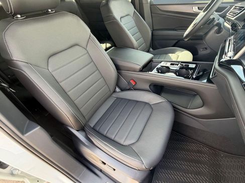 New 2026 Volkswagen Atlas Cross Sport SEL R-Line AWD/4WD image 19