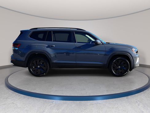 New 2026 Volkswagen Atlas SE AWD/4WD image 4