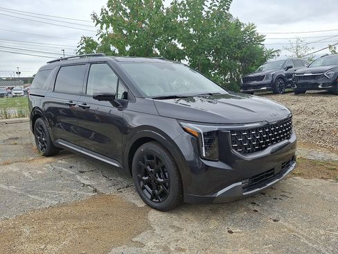 New 2026 Kia Carnival SX Prestige image 2