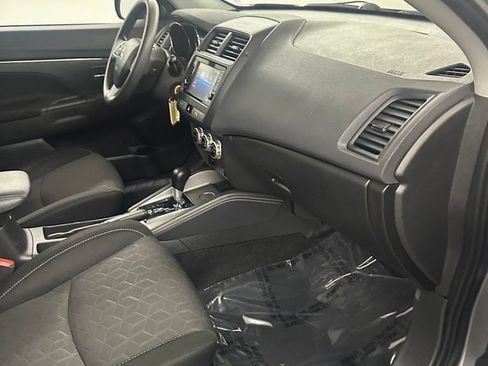 Used 2020 Mitsubishi Outlander Sport ES FWD image 30