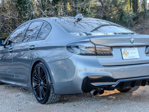 Used 2018 BMW 540i w/ M Sport Package image 3