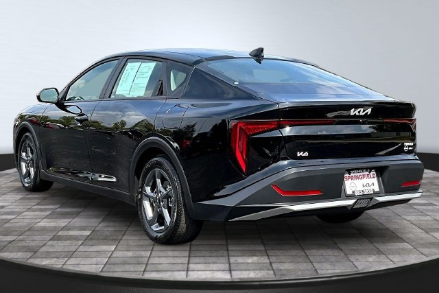 Used 2026 Kia K4 FWD image 4