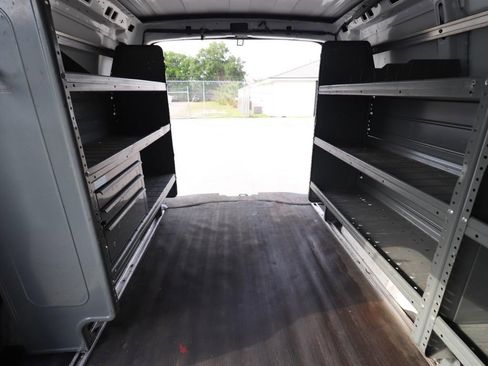 Used 2022 Chevrolet Express 2500 w/ Driver Convenience Package image 6