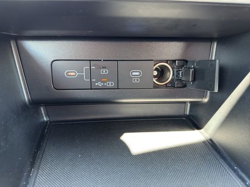 Used 2025 Hyundai Sonata SEL FWD image 32