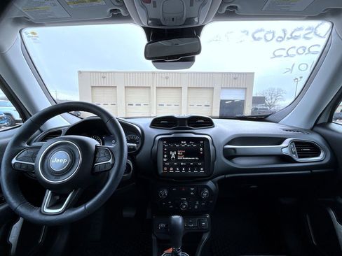 Used 2022 Jeep Renegade Limited AWD/4WD image 14