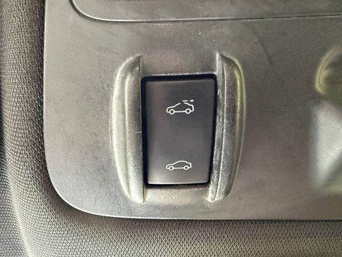Used 2017 Chevrolet Camaro SS RWD image 28