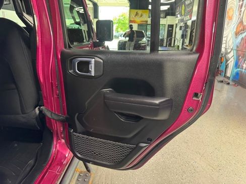 Used 2021 Jeep Wrangler Unlimited Sport AWD/4WD image 26