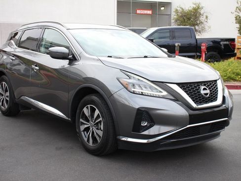 Used 2023 Nissan Murano SV FWD image 11