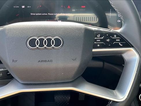 Used 2025 Audi Q5 Premium w/ Convenience Package AWD/4WD image 12