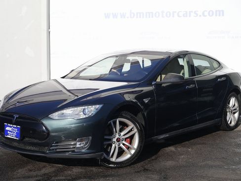 Used 2013 Tesla Model S Performance image 2