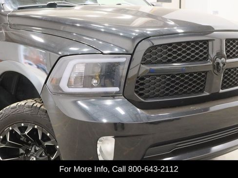 Used 2018 RAM 1500 Express w/ Express Value Package image 36