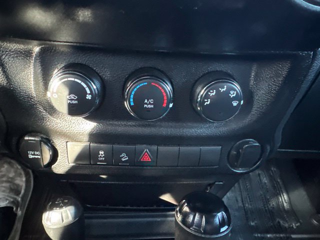Used 2011 Jeep Wrangler Sport AWD/4WD image 18