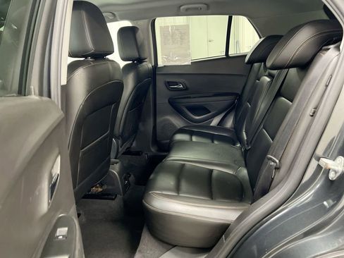 Used 2017 Chevrolet Trax Premier AWD/4WD image 22