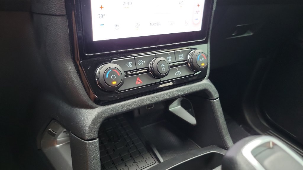 Used 2024 Ford Ranger Lariat w/ Trailer Tow Package RWD image 18