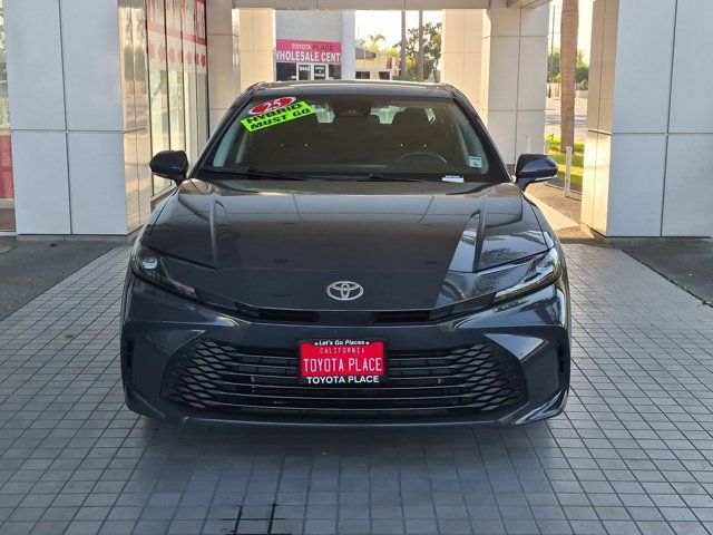 Used 2025 Toyota Camry LE FWD image 2