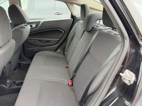 Used 2014 Ford Fiesta SE w/ Comfort Package FWD image 13