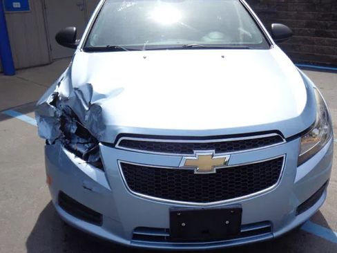 Used 2011 Chevrolet Cruze LS w/ Connectivity Package FWD image 3