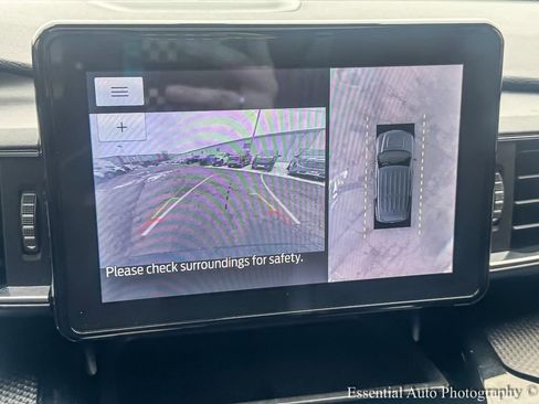 Used 2022 Ford Explorer ST-Line image 20