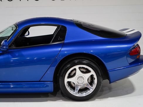 Used 1997 Dodge Viper GTS RWD image 25