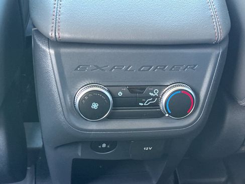 New 2026 Ford Explorer Active w/ Active Comfort Package RWD image 13