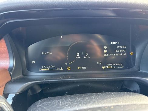 Used 2021 Lincoln Aviator Reserve w/ Equipment Group 202A image 4