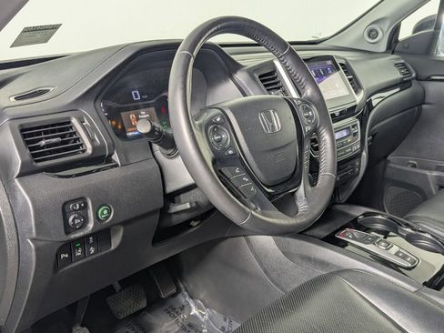 Used 2018 Honda Pilot Elite image 11