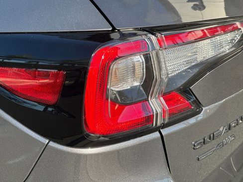 Certified 2025 Subaru Outback Onyx Edition w/ Tech Package 2 image 30