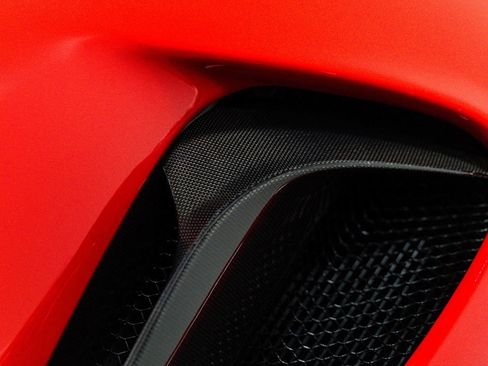 Used 2022 Ferrari SF90 Stradale AWD/4WD image 3