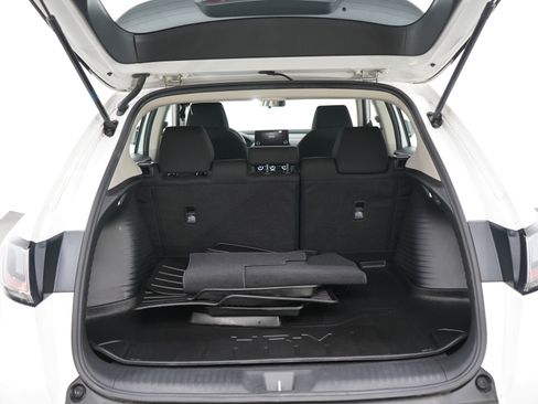 Used 2024 Honda HR-V LX image 16