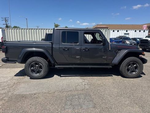 Used 2022 Jeep Gladiator Rubicon w/ LED Lighting Group AWD/4WD image 4