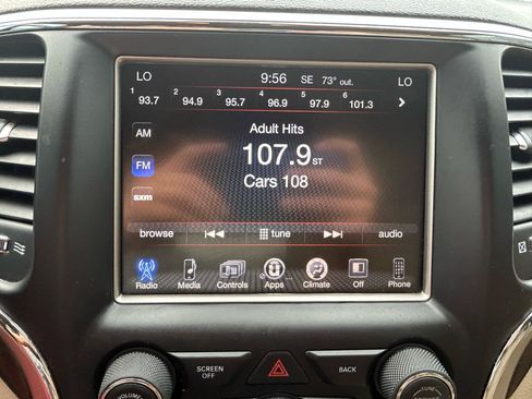 Used 2017 Jeep Grand Cherokee Laredo w/ Quick Order Package 23E AWD/4WD image 22