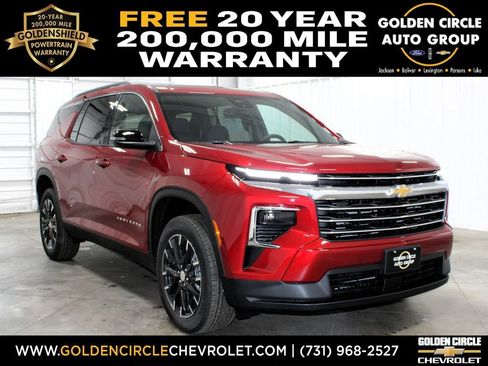 New 2026 Chevrolet Traverse LT w/ Sun and Wheel Package FWD image 1