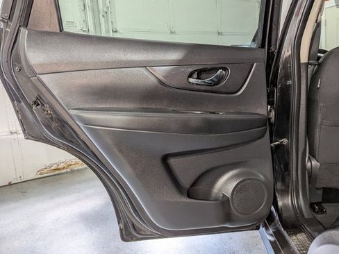 Used 2019 Nissan Rogue S w/ Special Edition Package image 23