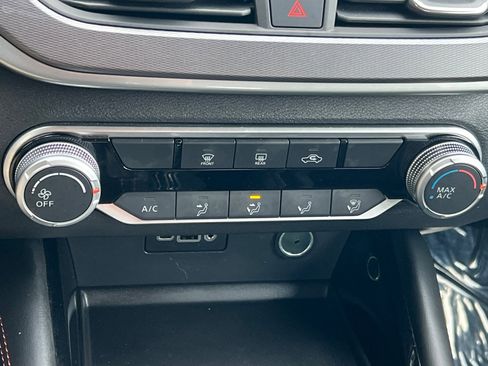 Used 2023 Nissan Altima 2.5 SR image 19