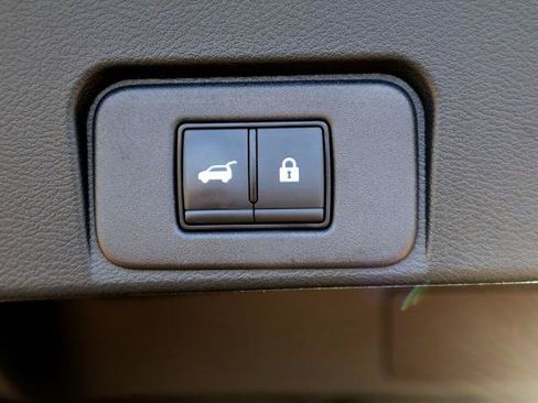 Certified 2024 Nissan Rogue SL w/ SL Premium Package FWD image 12