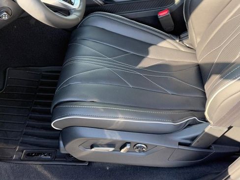 Used 2026 Acura MDX w/ Advance Package image 12