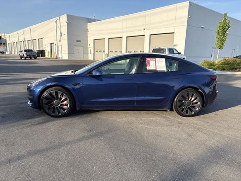 Used 2021 Tesla Model 3 Performance image 6