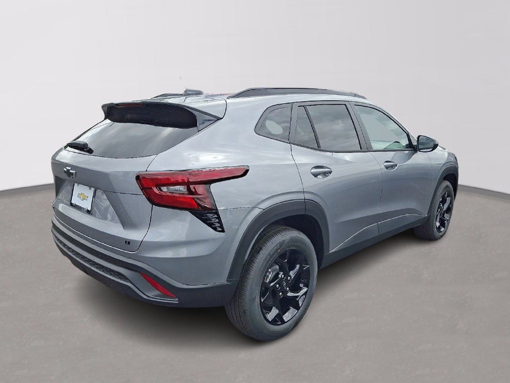 New 2026 Chevrolet Trax LT w/ Sunroof Package FWD image 4
