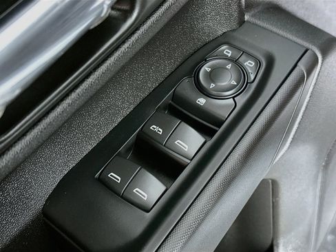 Used 2024 Chevrolet Silverado 1500 Custom w/ LPO, Dark Essentials Package RWD image 17