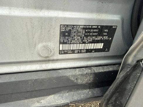 Used 2023 Toyota RAV4 LE AWD/4WD image 35