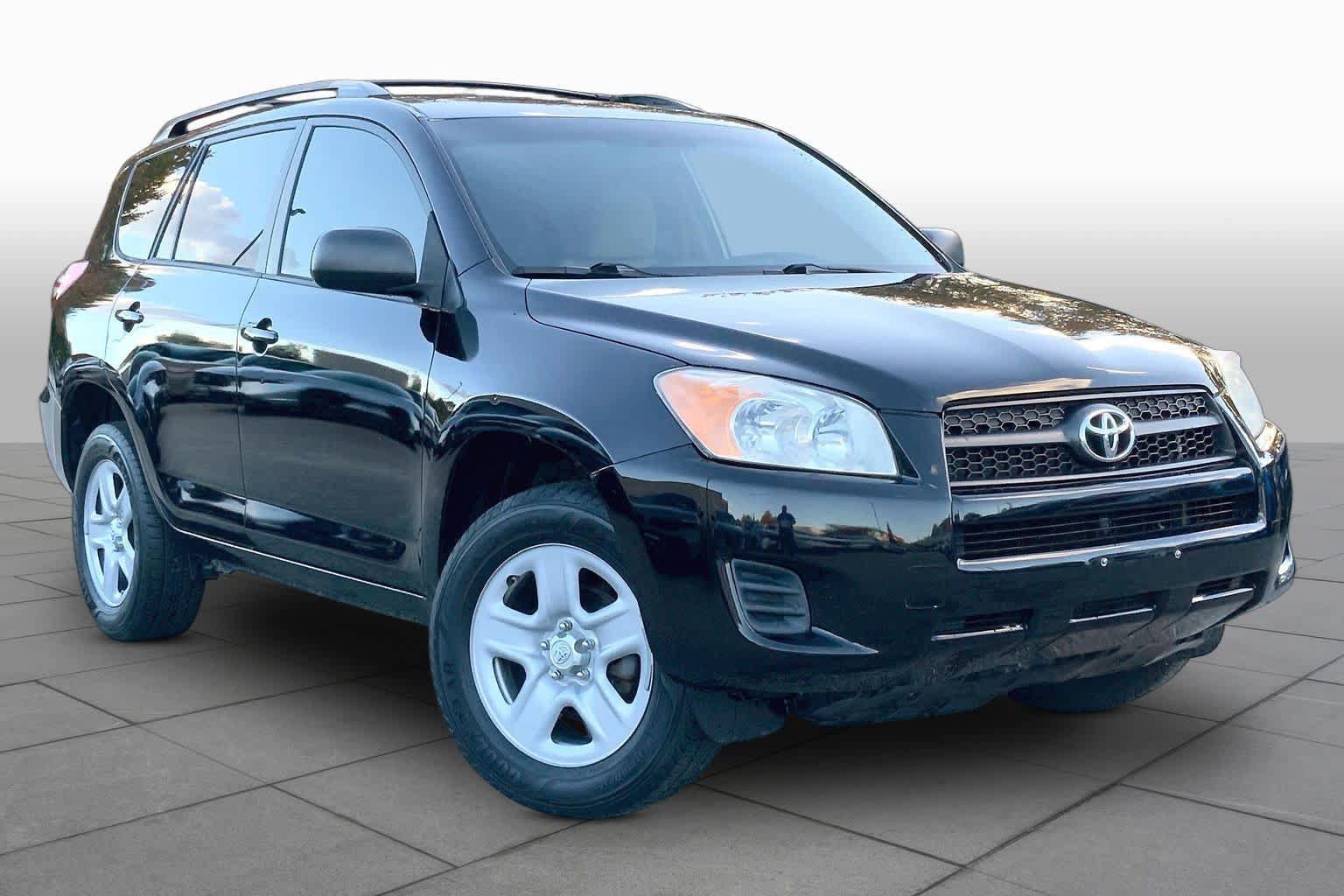 Used 2012 Toyota RAV4 4WD w/ Value Pkg image 2