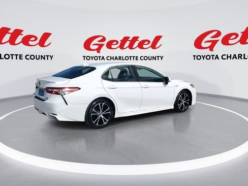 Used 2019 Toyota Camry SE image 8