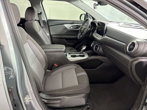 Used 2025 Chevrolet Blazer LT image 43