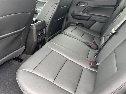 New 2025 GMC Canyon Elevation w/ Convenience Package image 13