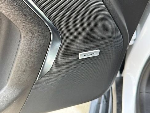 Certified 2025 GMC Yukon Elevation AWD/4WD image 10