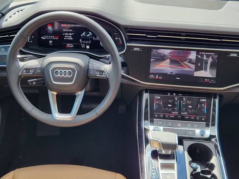 Certified 2025 Audi Q7 3.0T Premium Plus AWD/4WD image 32