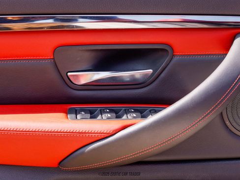 Used 2015 BMW M4 Convertible image 52