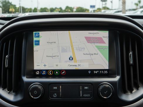 Used 2021 GMC Canyon AT4 w/ Driver Alert Package AWD/4WD image 16