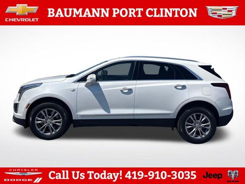 Used 2022 Cadillac XT5 Premium Luxury w/ Technology Package AWD/4WD image 2
