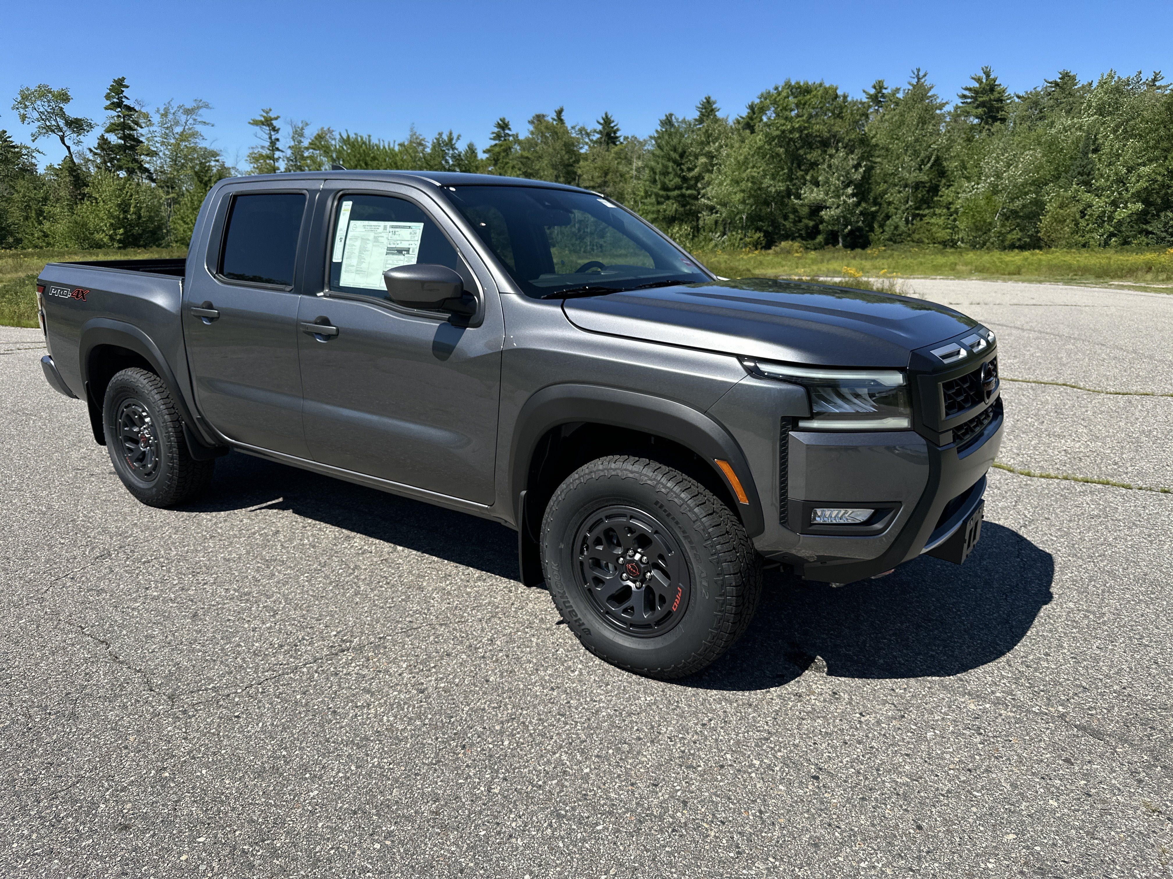 New 2026 Nissan Frontier PRO-4X w/ Tow Package AWD/4WD image 9